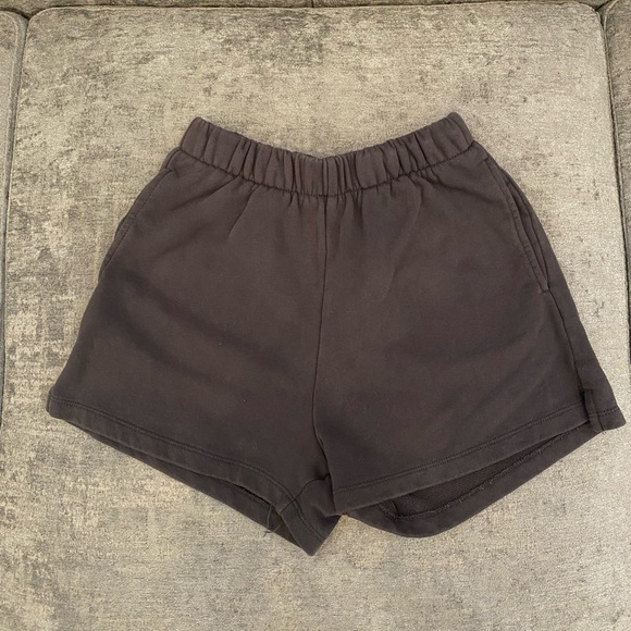 Garage Pants - Garage Highwaisted Shorts